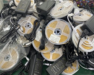 Features of light strip