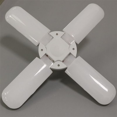 Fan blade bulb light