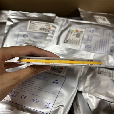 Features of COB low voltage flexible light bar